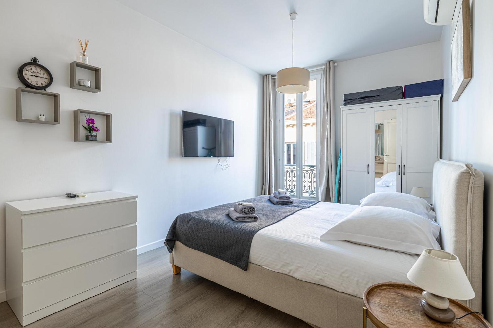 Appartement 64m2 Face Majestic - 50m Palais & Plages *
