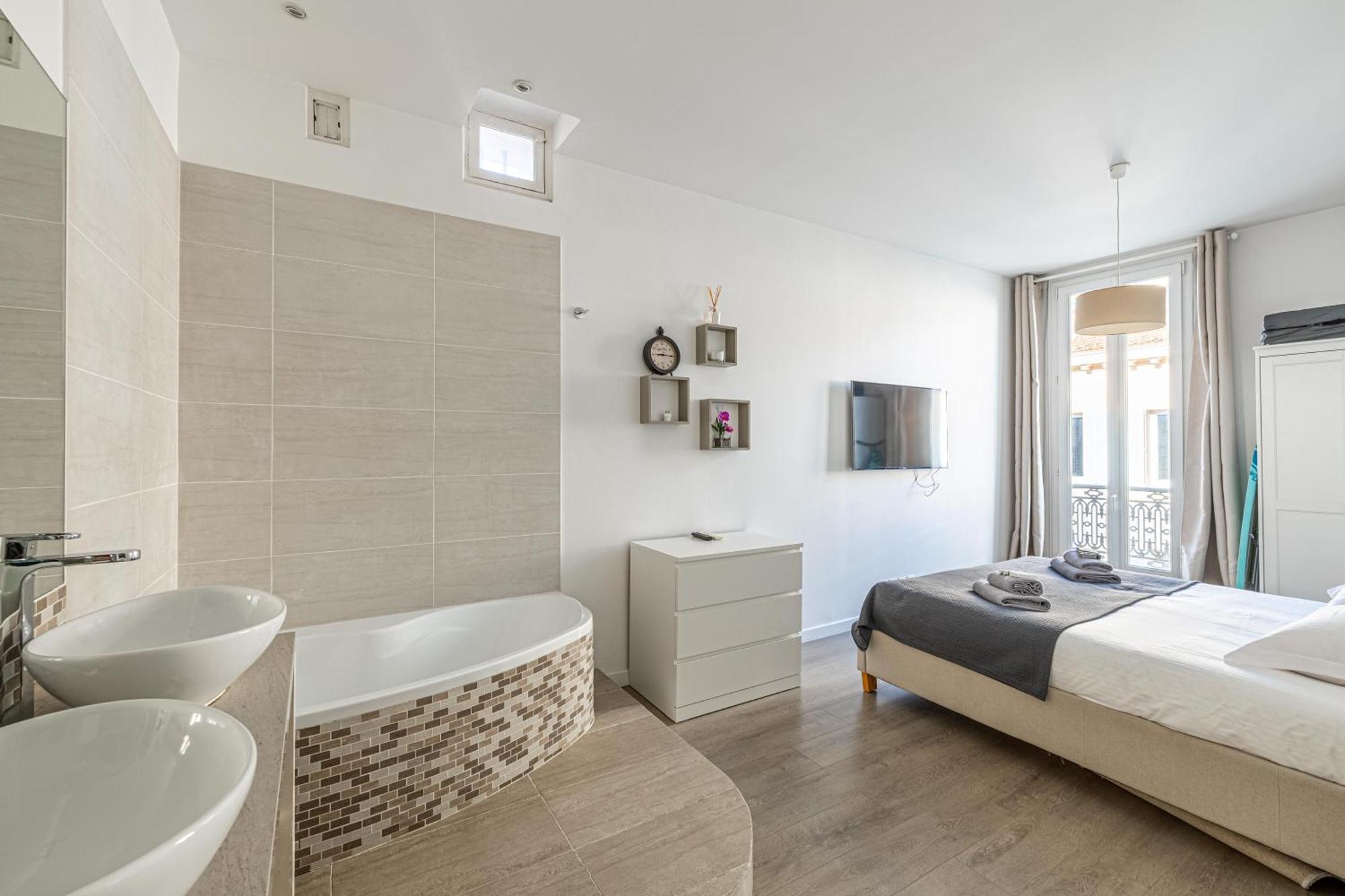 64m2 Face Majestic - 50m Palais & Plages * Cannes